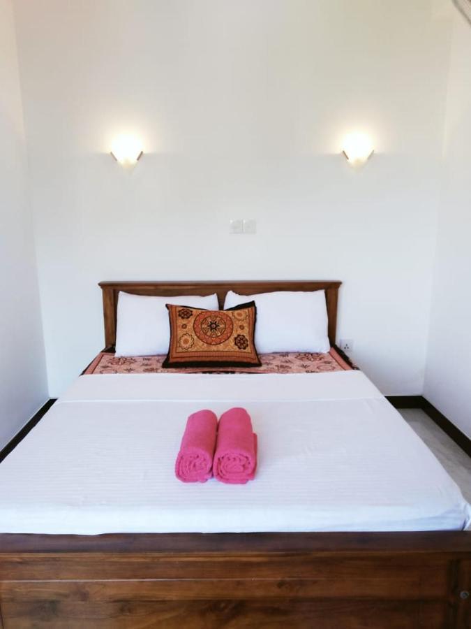 Kelum Homestay Kandy Exteriör bild